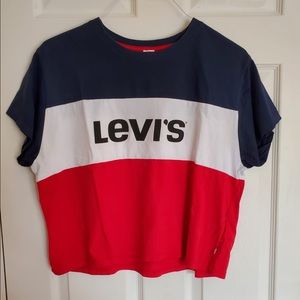 Levi’s cropped blue white and red top